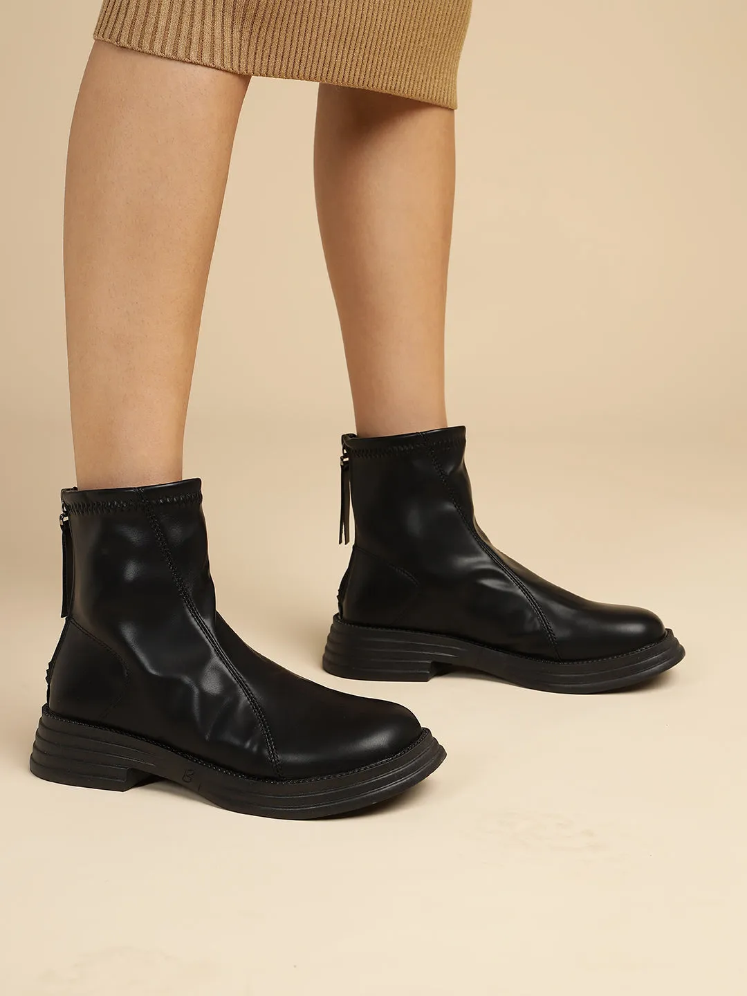 Black PU High-End-Fashion Stylish Ankle Boots (TC-RS3688-BLK)