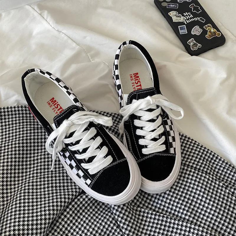 Charming Women's Label Plaid Style Canvas Shoes