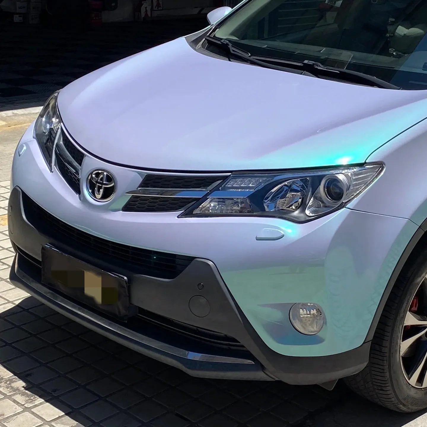 Color Shift Pearl Blue Green Car Wrap