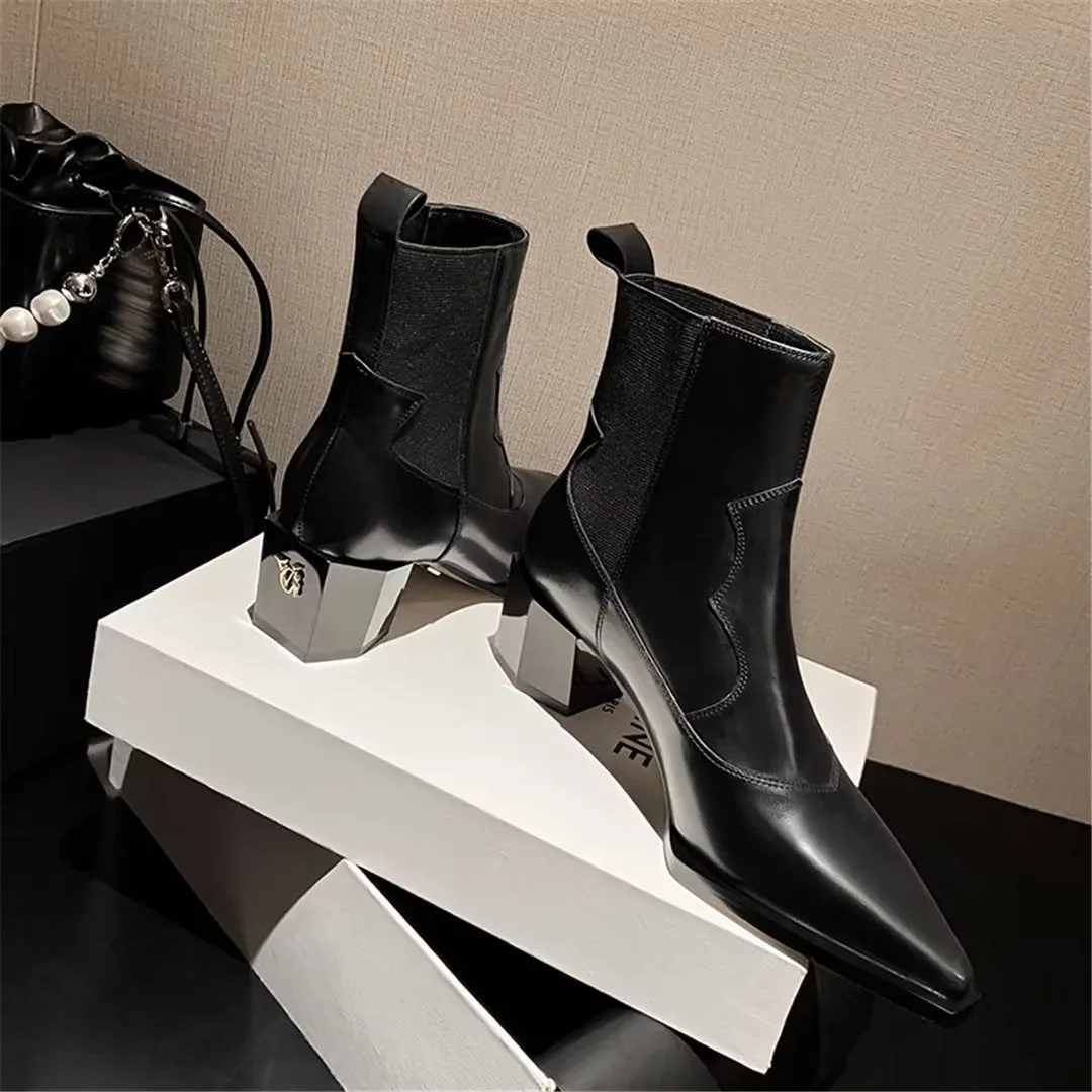 CrocRefined Pointed Winter Boots