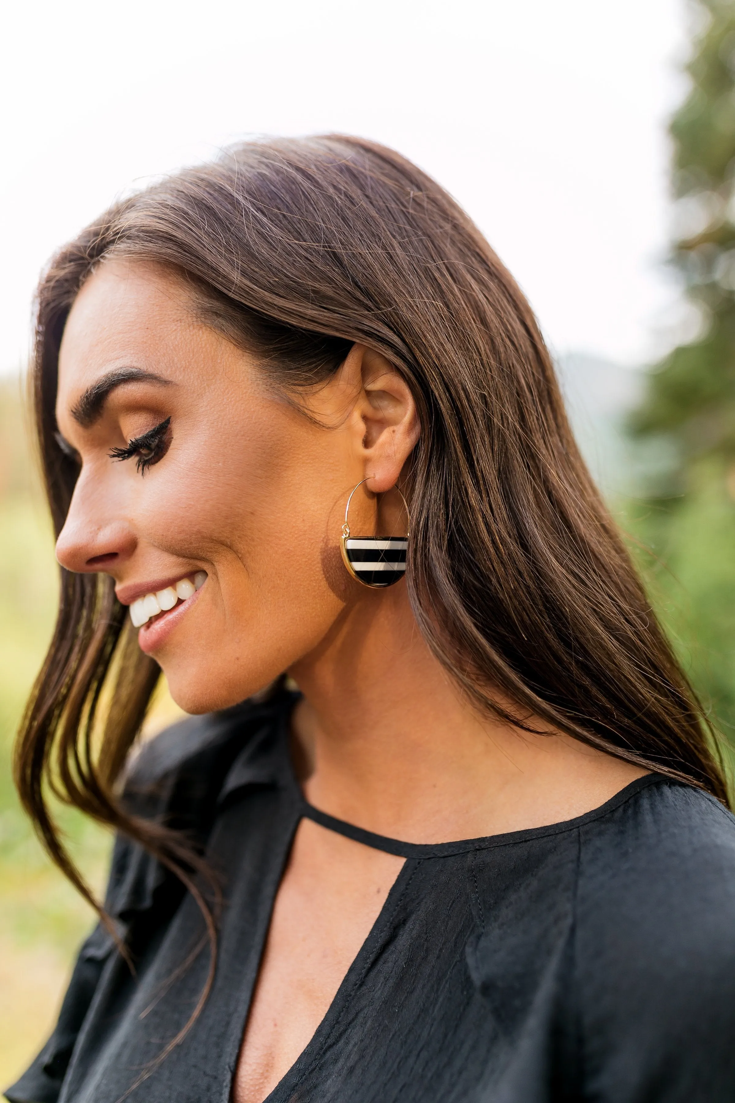 Glass Half Full Hoop Earrings In Black   White