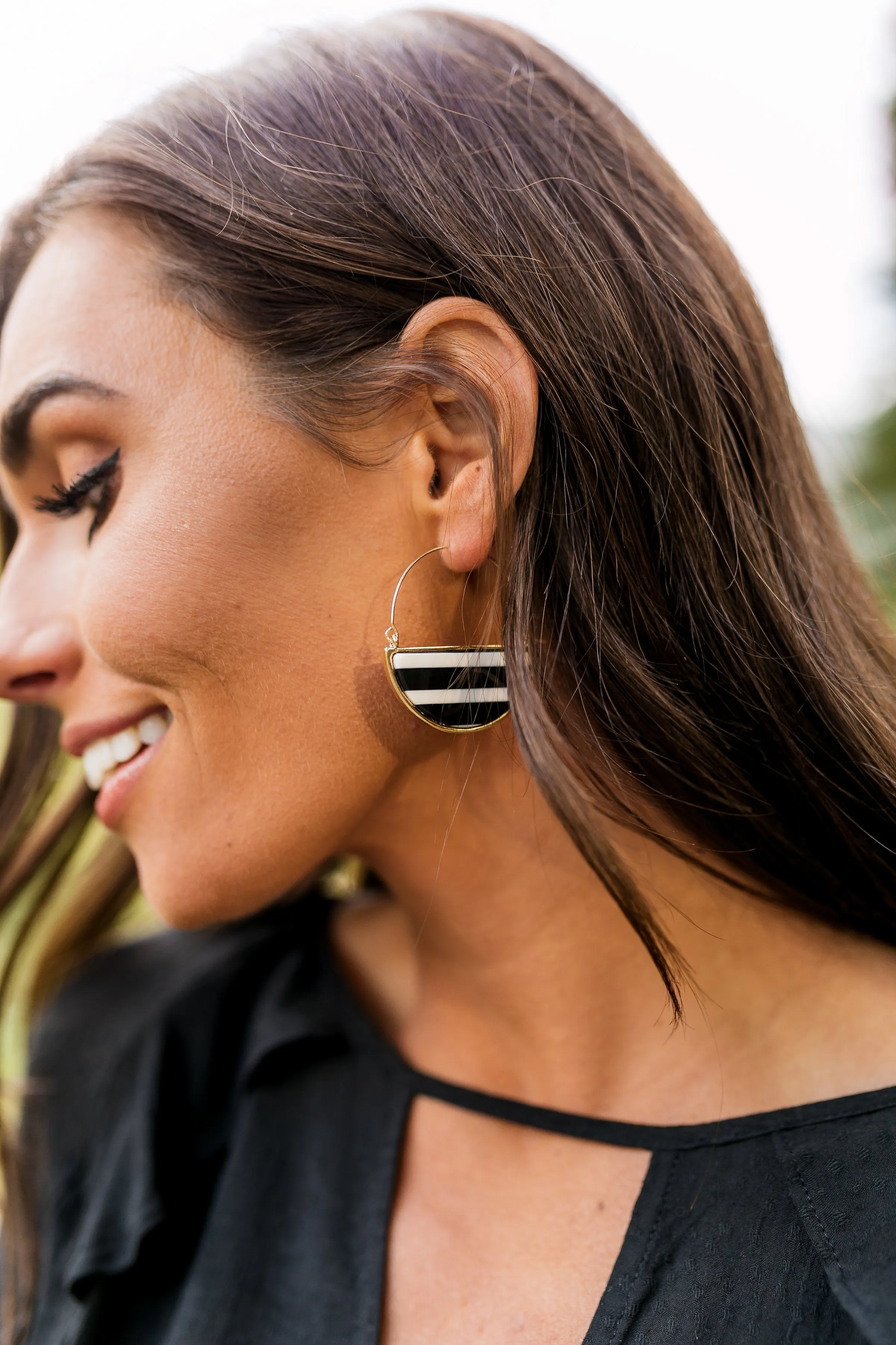 Glass Half Full Hoop Earrings In Black   White