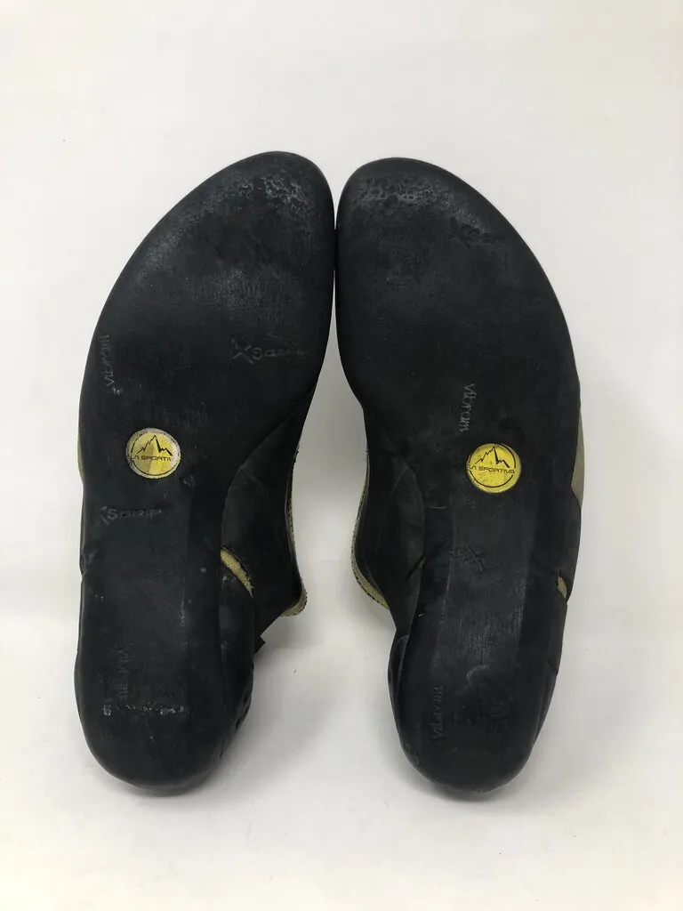 LaSportiva Slipper Climbing Shoes, Black/Yellow, 39.5