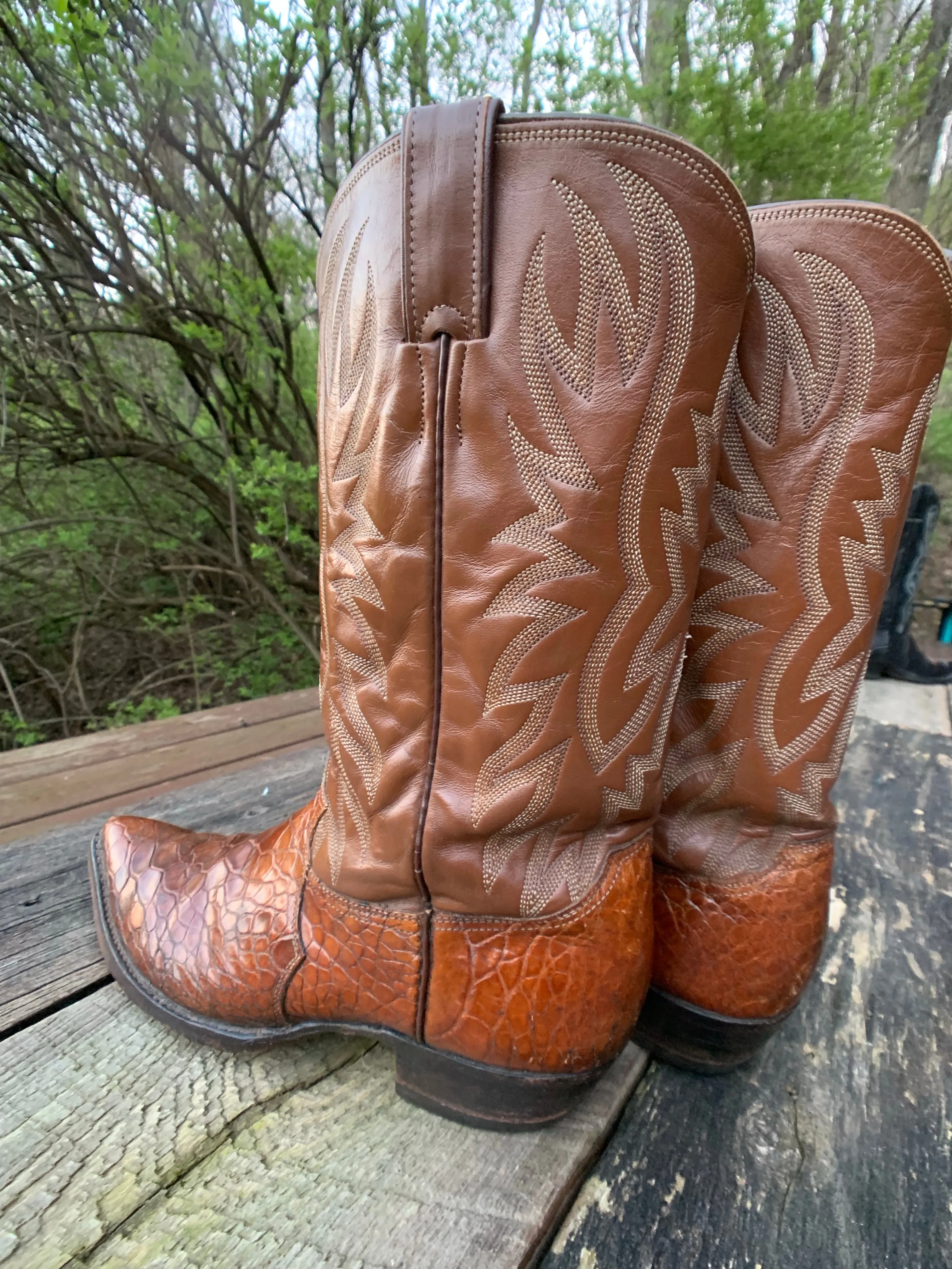 Men’s Vintage Cognac Justin Pull-On Cowboy Boots