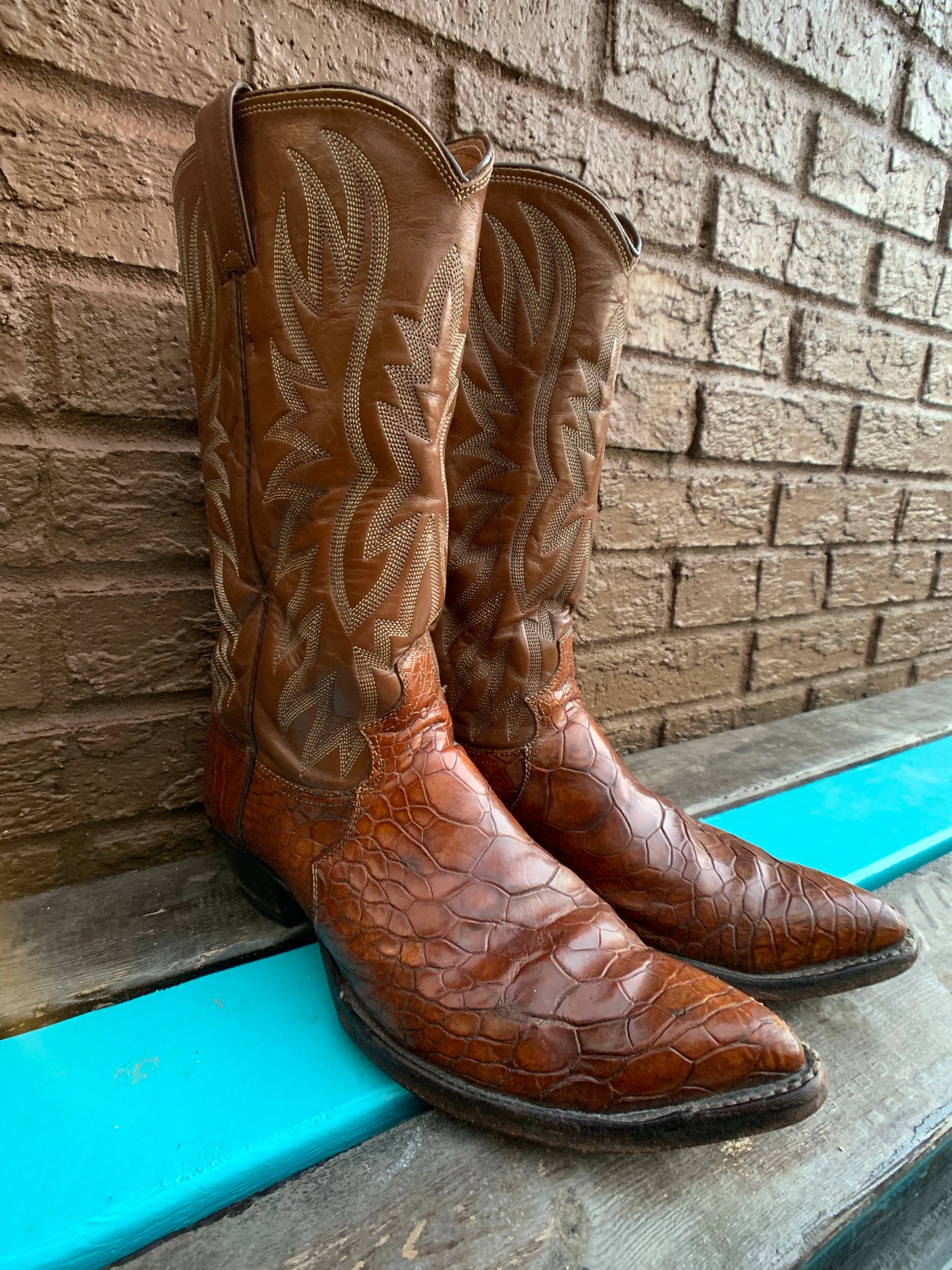 Men’s Vintage Cognac Justin Pull-On Cowboy Boots