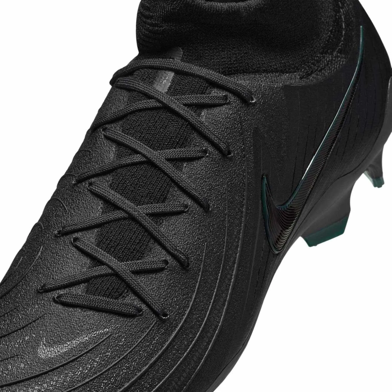 Nike Phantom Luna 2 Pro Firm Ground High-Top Football Boots