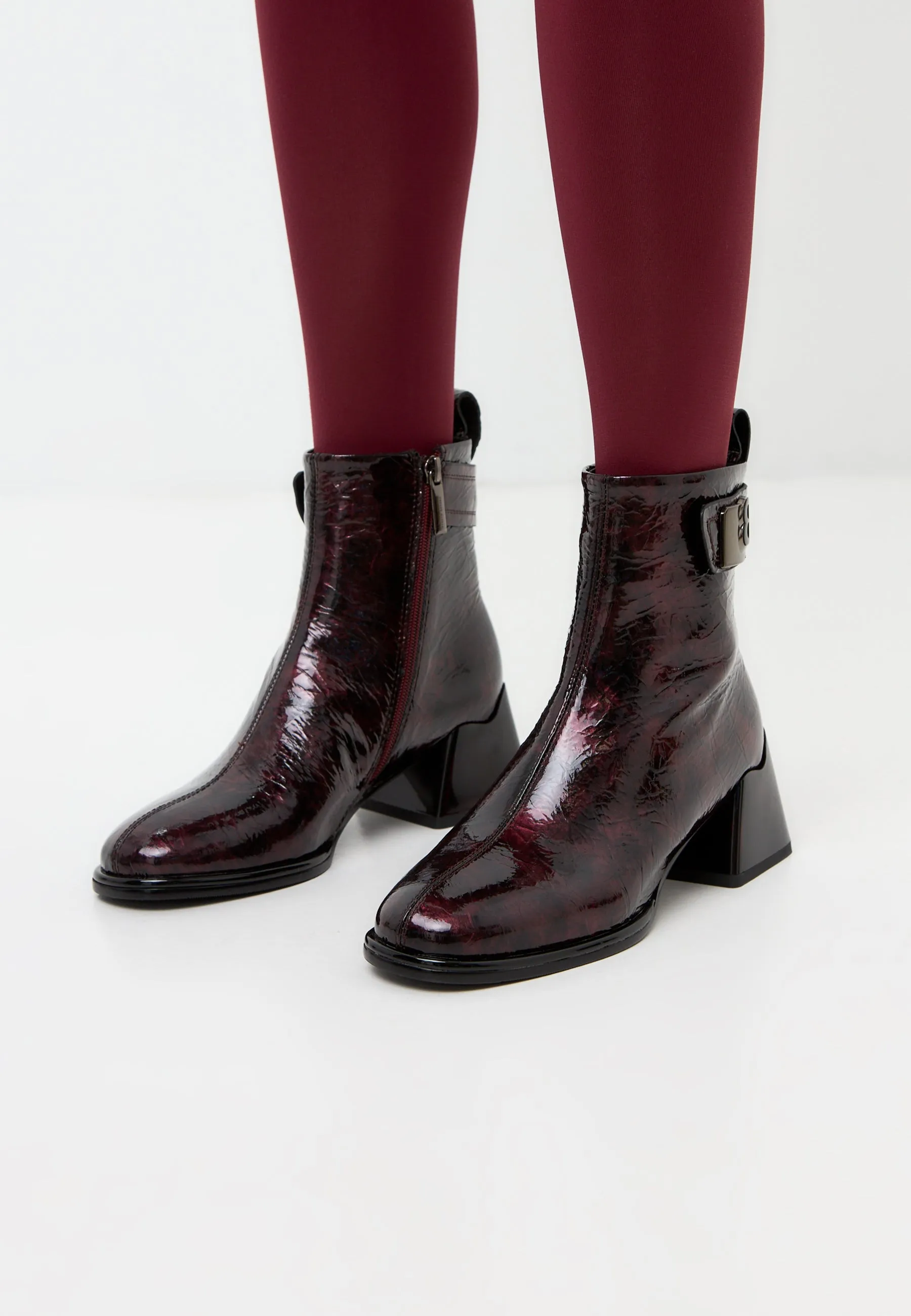 Sleek Leather Ankle Boots Vika - Bordeaux