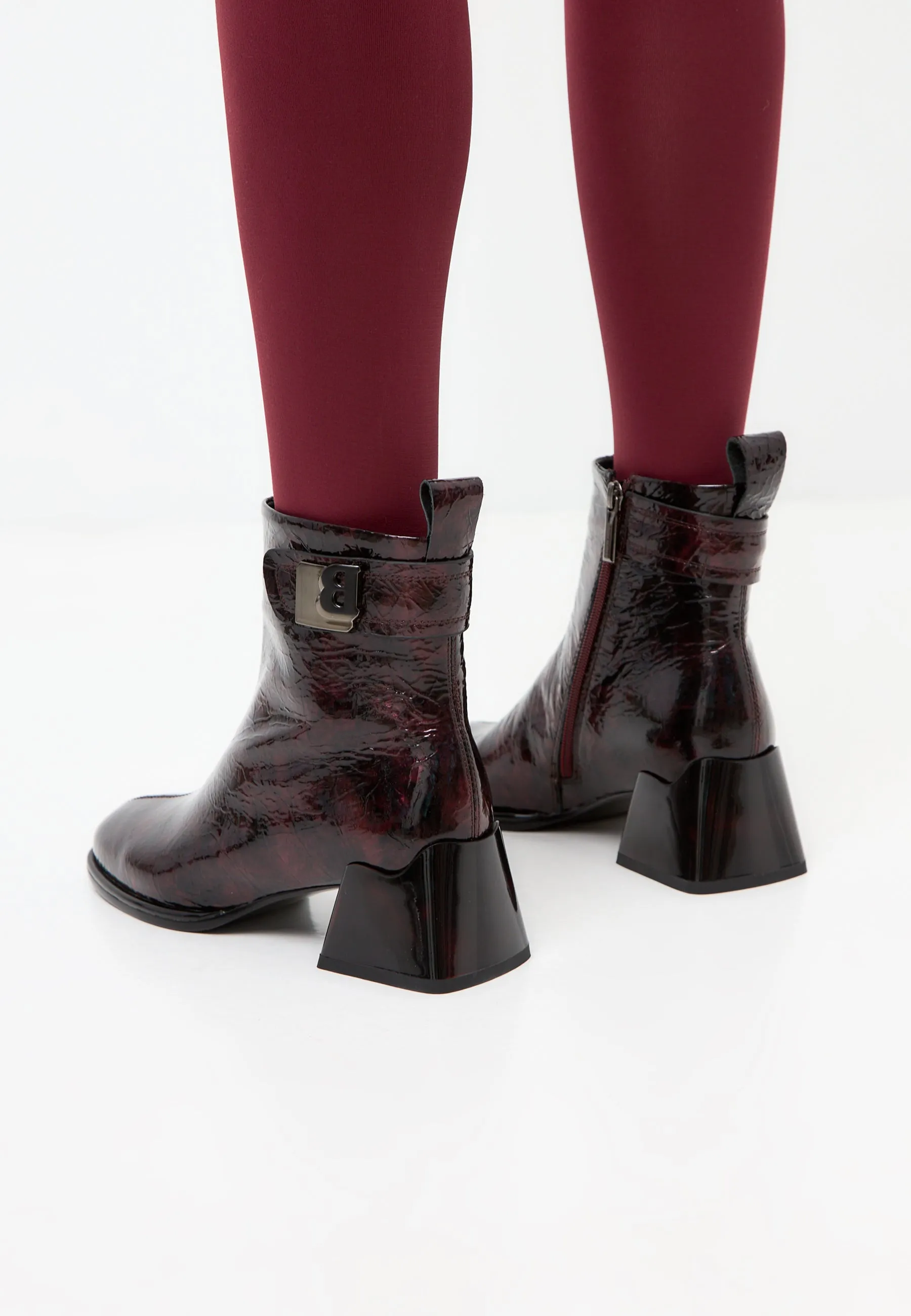 Sleek Leather Ankle Boots Vika - Bordeaux