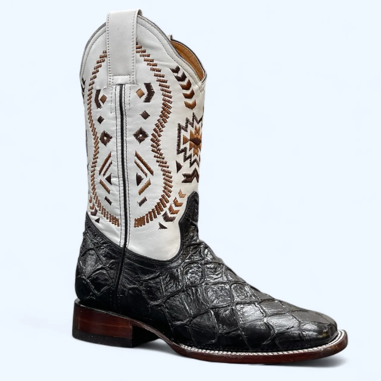 TBC BOOTMAKERS Black Fish Print 0001