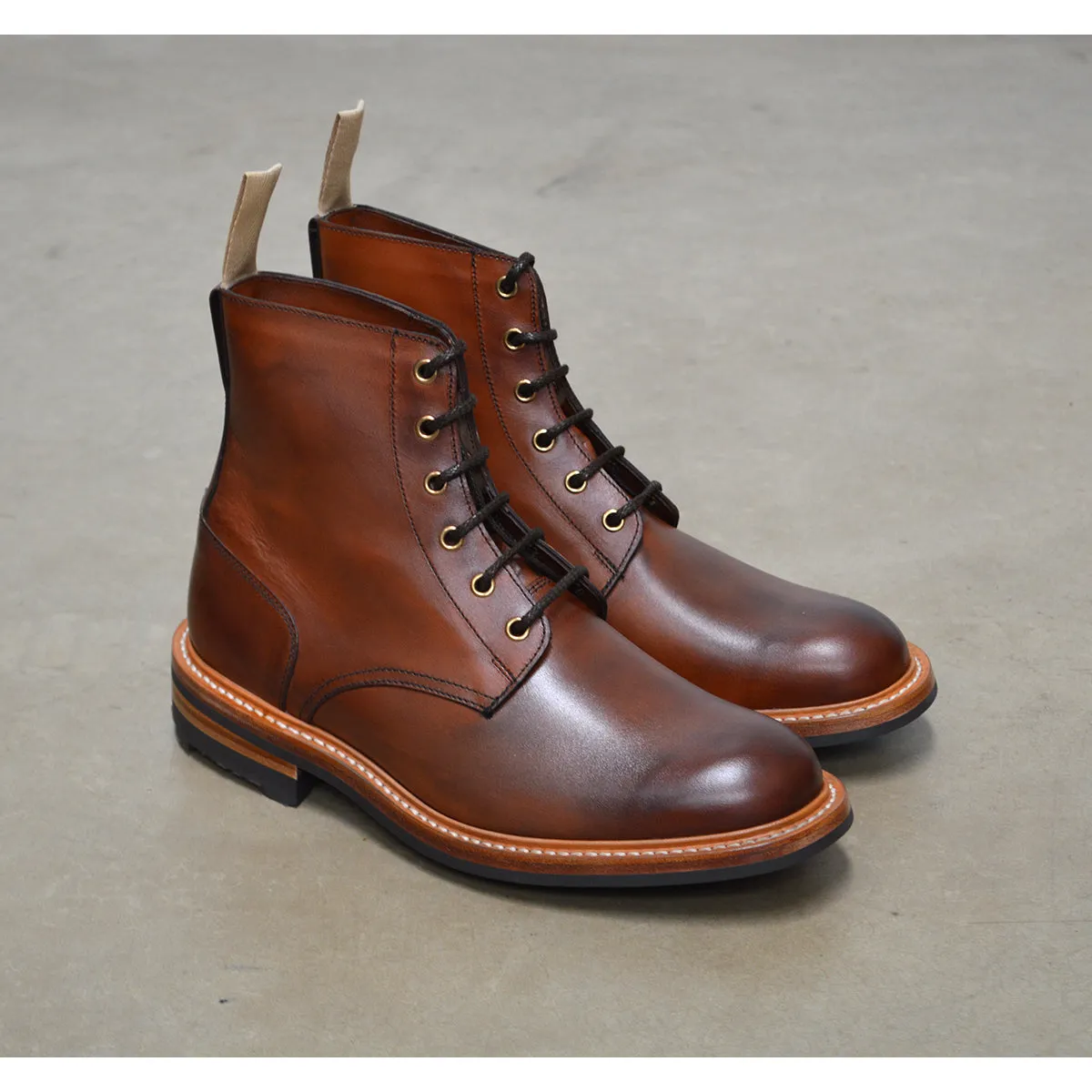 Trickers Bernwood - Chestnut