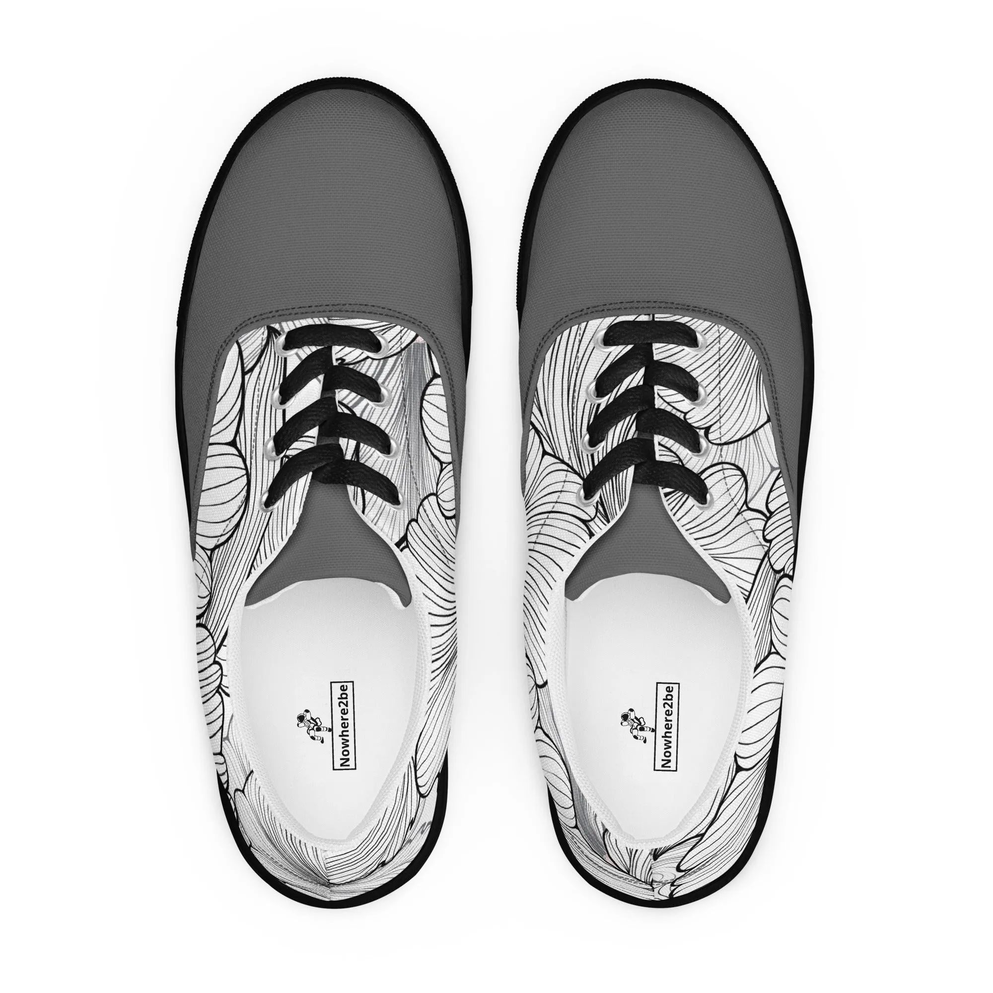 Women’s lace-up canvas shoes