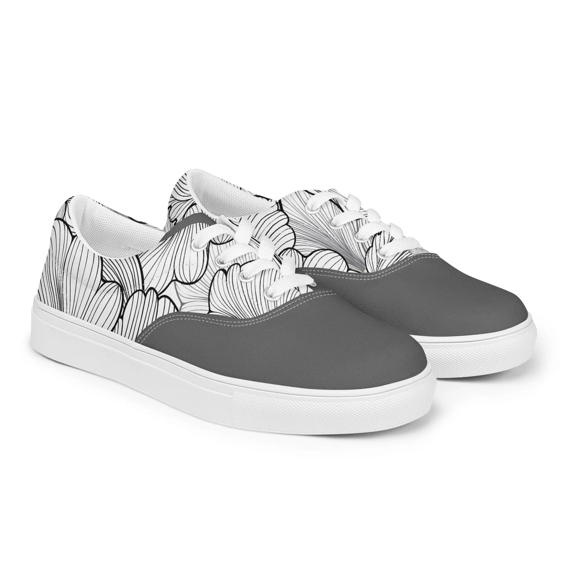 Women’s lace-up canvas shoes